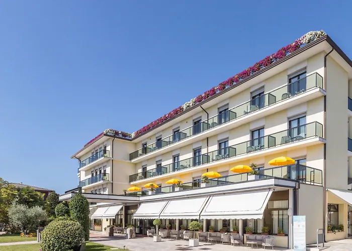 فندق Atlantic Terme Natural & 3*